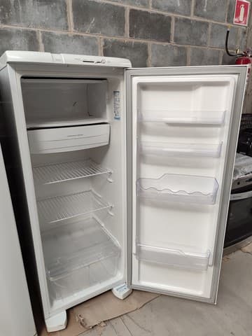 Foto 2 de 3: Apartamento em leilão em São Paulo - SP — EXCLUSIVO PARA COLABORADORES - BENS DE APARTAMENTO DECORADO LEILÃO DEPÓSITO EVEN (REF.39)