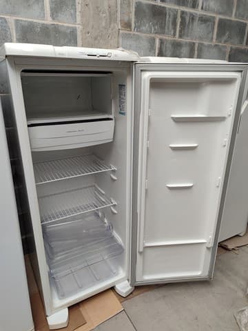 Foto 2 de 3: Apartamento em leilão em São Paulo - SP — EXCLUSIVO PARA COLABORADORES - BENS DE APARTAMENTO DECORADO LEILÃO DEPÓSITO EVEN (REF.39)