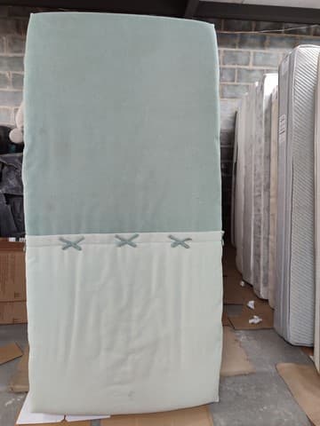Foto 1 de 2: Apartamento em leilão em São Paulo - SP — EXCLUSIVO PARA COLABORADORES - BENS DE APARTAMENTO DECORADO LEILÃO DEPÓSITO EVEN (REF.39)