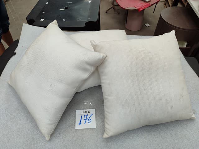 Apartamento em leilão em São Paulo - SP — BENS DE APARTAMENTO DECORADO LEILÃO DIÁLOGO DEPÓSITO TATUAPÉ (REF.16)