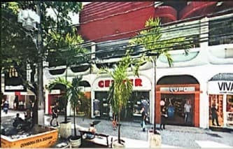 Comercial em leilão em Niterói - RJ, bairro Icaraí — RUA ATOR PAULO GUSTAVO (ANTIGA CORONEL MOREIRA CESAR), Nº 265, LOJA 122 - ICARAÍ - NITERÓI/RJ, localizada no 1º pavimento do edifício denominado Centro de Compras Icaraí, com uma vaga de garagem, toda