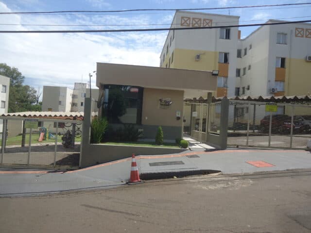 Foto 6 de 6: Apartamento em leilão em Londrina - PR, bairro Jardim Shangri-lá — APARTAMENTO N°403, TIPO B-2, DO BLOCO G, SITUADO NO 3° PAVIMENTO SUPERIOR DO CONJUNTO RESIDENCIAL SOLAR DOS TUCANOS