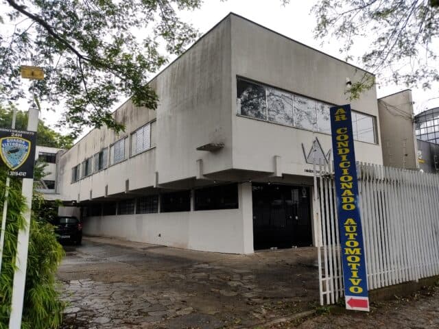 Foto 2 de 9: Terreno em leilão em Curitiba - PR — 50% PARTE IDEAL DO LOTE DE TERRENO RESULTANTE DA UNIFICACAO DOS LOTES 126-B E 130-A, DA PLANTA SCHMIDT