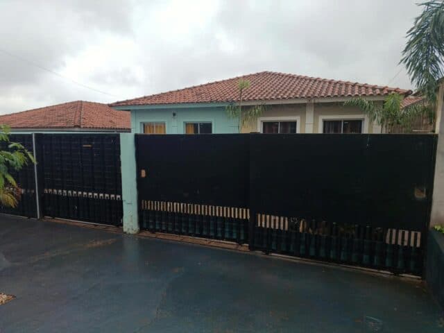 Foto 7 de 7: Casa em leilão em Cambé - PR — IMÓVEL COM DUAS CASAS GEMINADAS NA RUA VEREADOR EDUARDO RODRIGUES, 42, CAMBÉ/PR