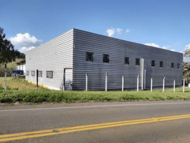 Foto 2 de 7: Comercial em leilão em Pinhalão - PR — CONSISTE EM DEZ MIL METROS QUADRADOS (10.000,00 M2) EQUIVALENTES A 1,00 HA, DE TERRENOS, SITUADOS NO PERIMETRO URBANO DA