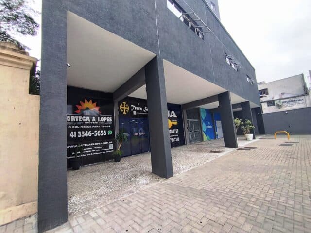 Foto 7 de 10: Comercial em leilão em Curitiba - PR — IMOVEL LOJA COMERCIAL NO 01, SITUADA NO 1° PAVIMENTO NO TERREO, DO EDIFICIO SIENA