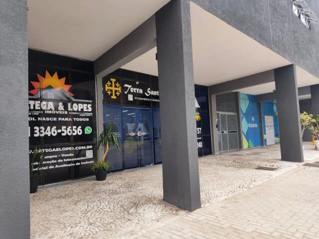 Foto 8 de 10: Comercial em leilão em Curitiba - PR — IMOVEL LOJA COMERCIAL NO 01, SITUADA NO 1° PAVIMENTO NO TERREO, DO EDIFICIO SIENA