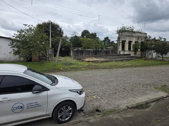 Foto 10 de 10: Casa em leilão em Paranaguá - PR — IMÓVEL COM 705M2 NA AVENIDA GABRIEL DE LARA, PARANAGUÁ/PR