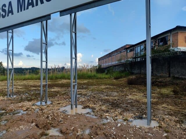 Foto 8 de 10: Terreno em leilão em Curitiba - PR, bairro Cidade Industrial — IMOVEL DE MATRICULA 48.244 DO 8O REGISTRO DE IMOVEIS DE CURITIBA/PR, DE PROPRIEDADE DO EXECUTADO IVO LUIZ BOSCHETTI E ES