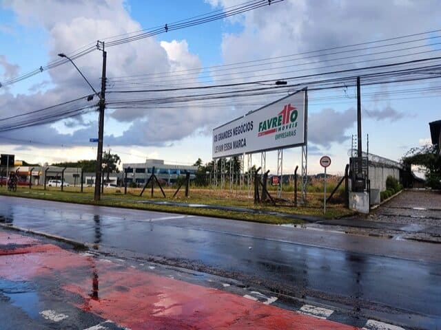 Foto 4 de 10: Terreno em leilão em Curitiba - PR, bairro Cidade Industrial — IMOVEL DE MATRICULA 48.244 DO 8O REGISTRO DE IMOVEIS DE CURITIBA/PR, DE PROPRIEDADE DO EXECUTADO IVO LUIZ BOSCHETTI E ES