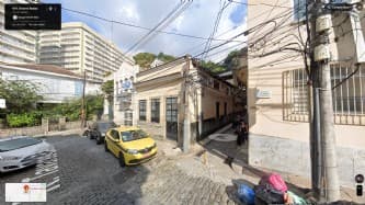 Foto 1 de 5: Casa em leilão em Rio De Janeiro - RJ — Casa 2 da vila situada na Rua Tavares Bastos, nº 27, Catete, Rio de Janeiro/RJ - c/ 46m²