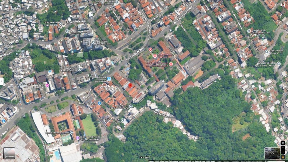 Foto 3 de 5: Apartamento em leilão em Rio De Janeiro - RJ — Apartamento 402 do Cond.Ed. Leão - Rua Pineiro da Cunha, nº 57, Tijuca/RJ - de fundos, 70m²