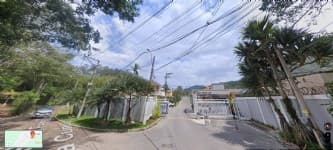 Terreno em leilão em Niterói - RJ — Lote 5, Quadra 2 do Condomínio Santo Antônio - Estrada Senador Fernandes da Cunha, nº 1330, Rio DOuro, Niterói, de esquina, no início do condomínio, c/ 611m²