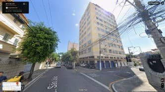 Apartamento em leilão em Niterói - RJ, bairro Centro — DIREITOS HEREDITÁRIOS ao APARTAMENTO 604, do Condomínio do Edifício Baalbeck, situado na Rua São João, nº 279, Centro, Niterói/RJ, devidamente registrado, dimensionado e caracterizado pela Matrícula n