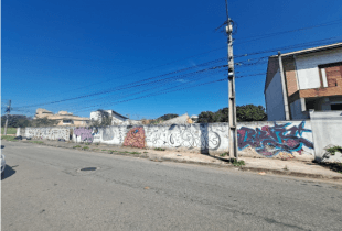 Foto 2 de 2: Comercial em leilão em Duque De Caxias - RJ, bairro Jardim Gramacho — PRÉDIOS, RUA PARAOPEBA Nº 32