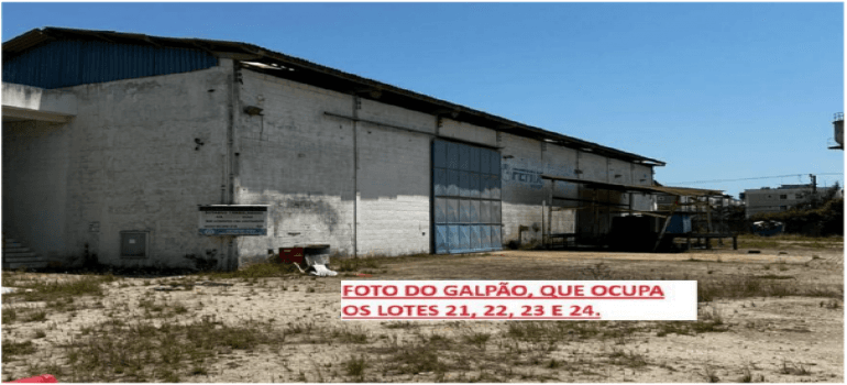 Foto 2 de 7: Terreno em leilão em Macaé - RJ, bairro São José do Barreto — AVENIDA TENENTE CORONEL UBIRAJ