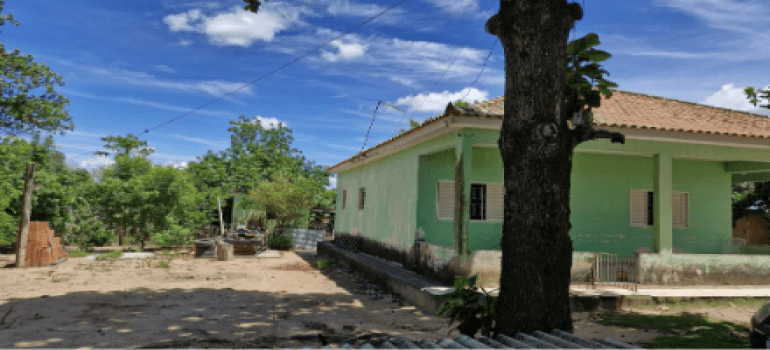 Foto 1 de 14: Area Rural em leilão em Campos Dos Goytacazes - RJ — ESTRADA CARROÇÁVEL - RIO DA
