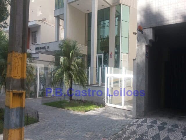 Foto 1 de 6: Comercial em leilão em Curitiba - PR, bairro Batel — Lote 3228