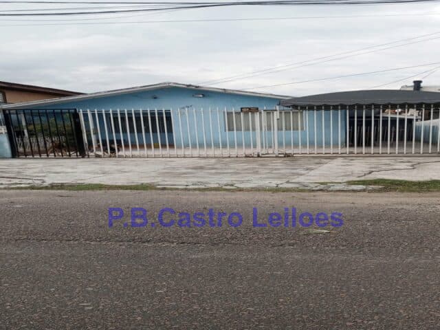 Foto 1 de 3: Casa em leilão em Curitiba - PR, bairro Capão da Imbuia — Lote 3212