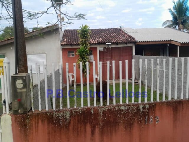 Foto 2 de 8: Comercial em leilão em Mercedes - PR — AUTOS: 0000282-51.2011.5.09.0010 IMÓVEL: Casa nº 02 (dois), do CONJUNTO RESIDENCIAL SARDI, situado neste Município e Comarca de Matinhos-PR, fazendo frente para uma rua projetada, localizada à esquerd