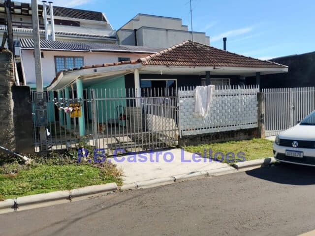 Foto 3 de 5: Casa em leilão em Curitiba - PR, bairro Mercês — AUTOS: 9952500-51.2006.5.09.000 Parte ideal, correspondente à 286,59m², de propriedade do executado Cezar Luis Lopes, CPF 255.244.109-20, do imóvel matriculado sob o nº 54.216 do 4º CRI de Curitiba, q