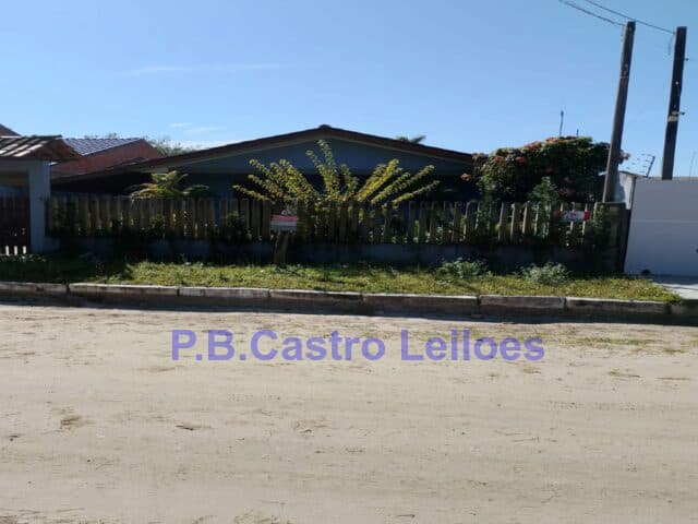 Foto 2 de 10: Terreno em leilão em Matinhos - PR — AUTOS: 0000540-46.2011.5.09.0015 Lote de terreno n. 18, da quadra n. 16, da planta Balneário Solymar, situado neste município e comarca de Matinhos, medindo 12,00 metros de frente para a Avenida Solym