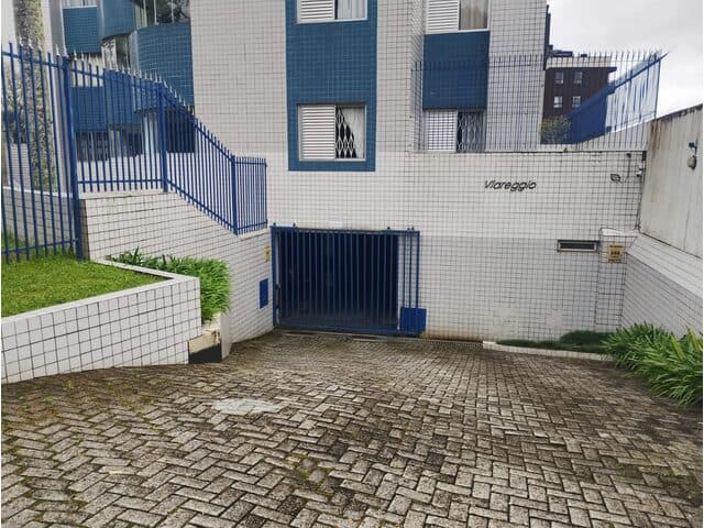 Foto 6 de 9: Apartamento em leilão em Curitiba - PR — AUTOS:  0000762-52.2025.5.09.0652 Apartamento nº 12, tipo “B”, localizado no primeiro pavimento ou térreo, do Edifício Via Réggio, situado nesta capital à Rua Pedro Fabri, 241, apartamento este com ár