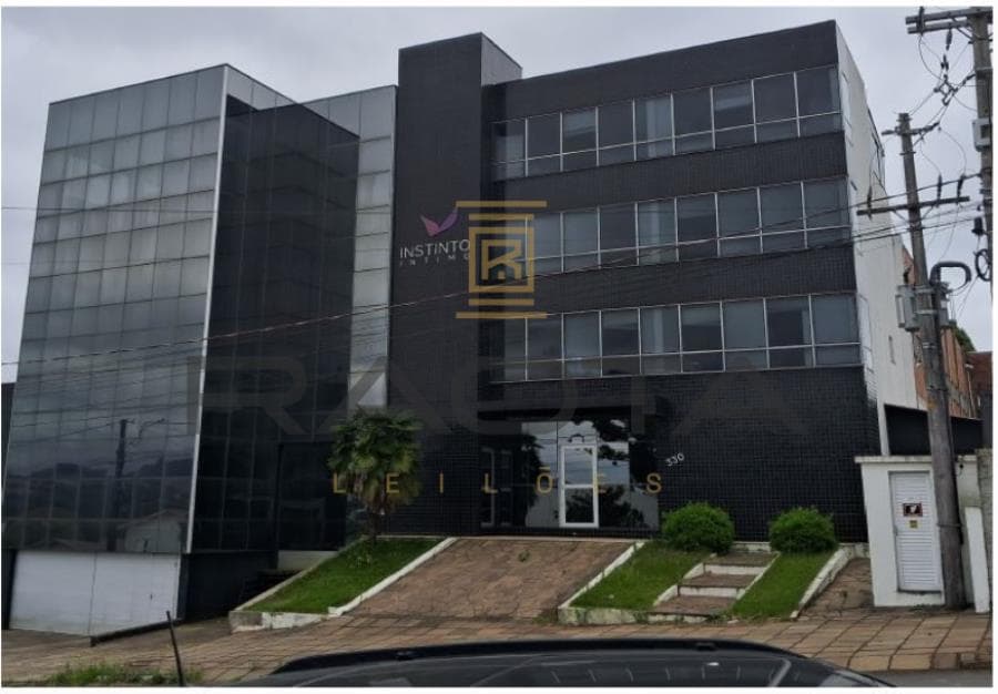 Foto 1 de 3: Comercial em leilão em Guaporé - RS, bairro Cortume — prédio com 1382m2 em Guaporé prédio com 1.382m2 4 pavimentos Guaporé/RS