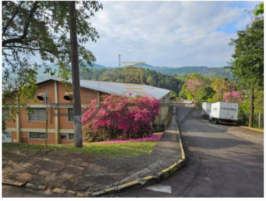 Foto 6 de 11: Comercial em leilão em Caxias Do Sul - RS, bairro Centro — 9 prédios industriais da Paqueta Calçados Campo Bom 9 prédios industriais Paquetá Calçados Campo Bom