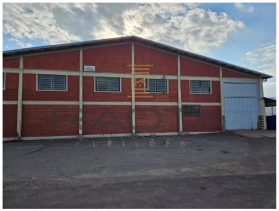 Foto 1 de 11: Comercial em leilão em Caxias Do Sul - RS, bairro Centro — 9 prédios industriais da Paqueta Calçados Campo Bom 9 prédios industriais Paquetá Calçados Campo Bom