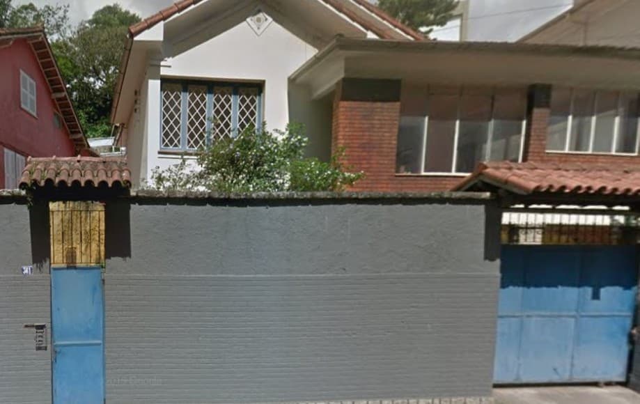 Foto 2 de 2: Casa em leilão em Petrópolis - RJ — EXCELENTE CASA EM PETRÓPOLIS 222M² DE ÁREA EDIFICADA