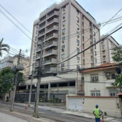 Apartamento em leilão em Lins - SP, bairro Lins de Vasconcelos — COBERTURA DUPLEX MEIER 145M² - 2 QUARTOS + DEPEND COMPLETA + COND COM INFRA TOTAL - RUA CAROLINA SANTOS Nº 119 - BLOCO 01, APT