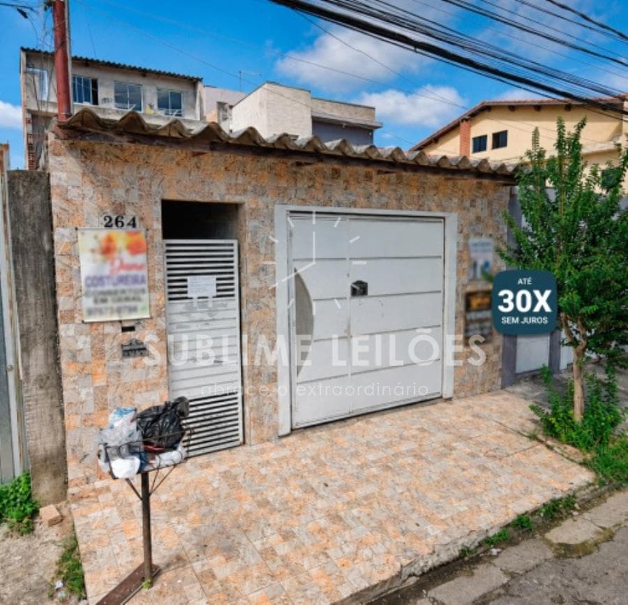Foto 1 de 28: Casa em leilão em Suzano - SP, bairro Vila Urupês — Terreno de 300m² | Constr. de 373m² 5 Casas em Suzano