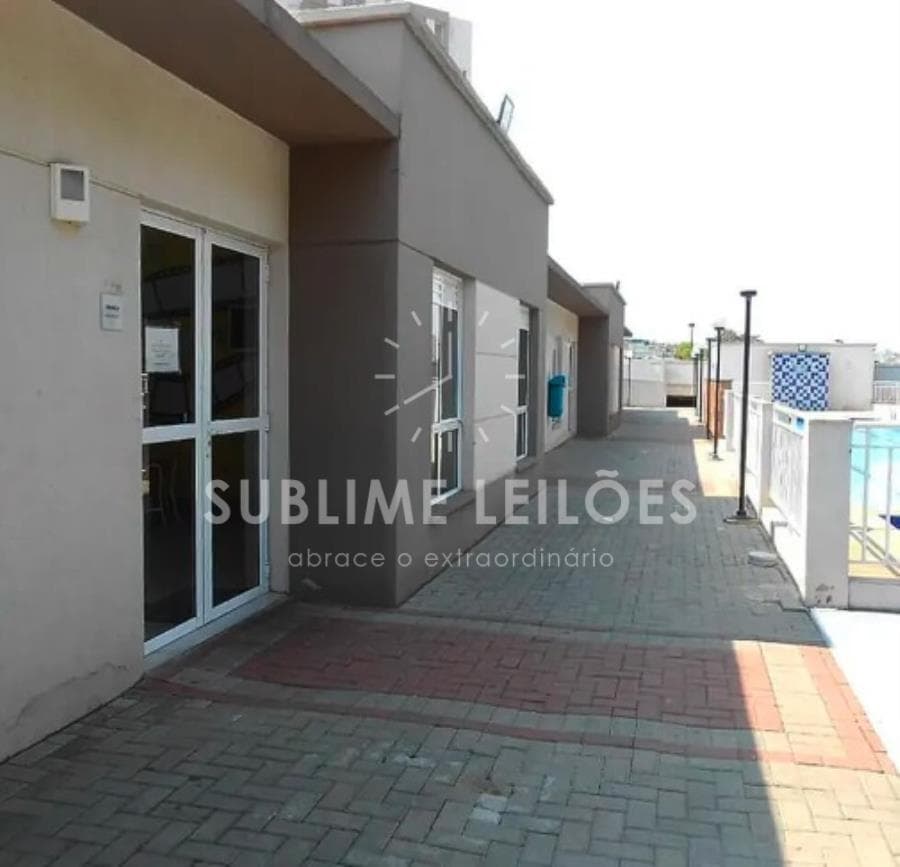 Foto 2 de 8: Apartamento em leilão em Carapicuíba - SP — 3 dormitórios | 2 vagas | 97m² útil Apartamento em Carapicuíba