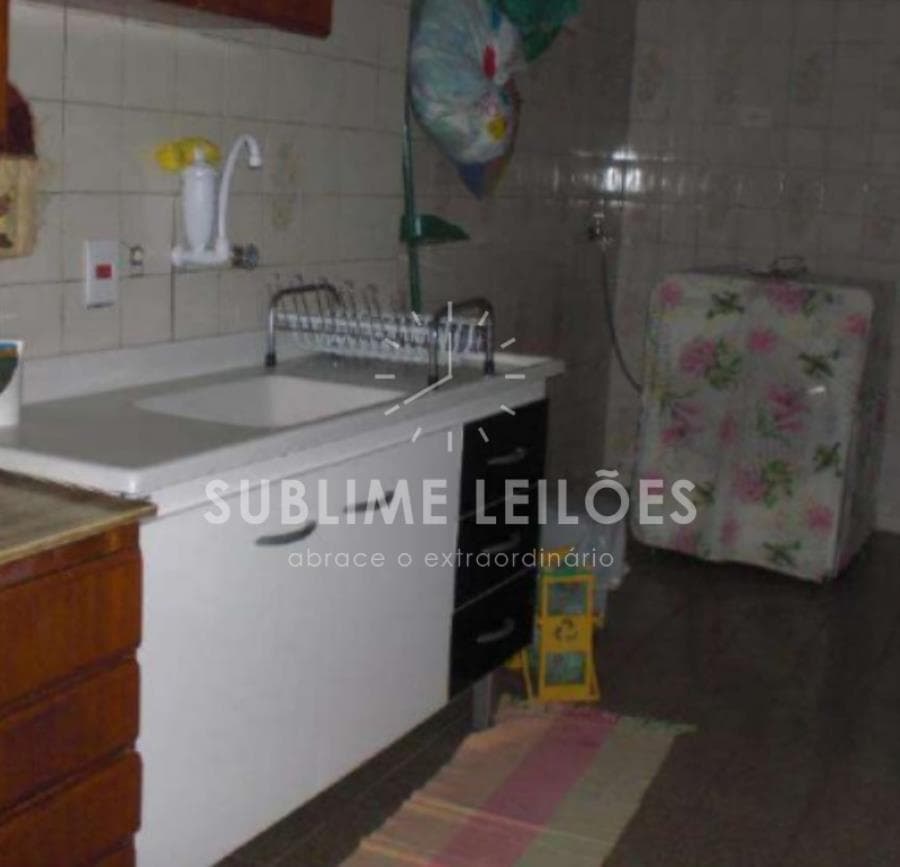 Foto 8 de 11: Casa em leilão em Santo André - SP, bairro Parque Novo Oratório — Terreno de 135m² | Constr. de 130m² Sobrado em Santo André