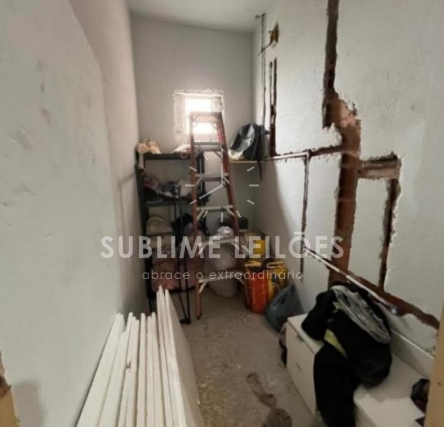 Foto 17 de 28: Casa em leilão em Suzano - SP, bairro Vila Urupês — Terreno de 300m² | Constr. de 373m² 5 Casas em Suzano