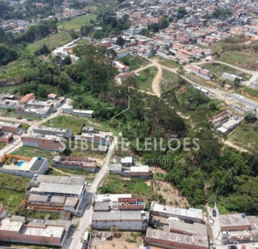 Foto 2 de 14: Terreno em leilão em São Paulo - SP, bairro Rancho do Abílio — 21,22 Hectares | Benfeitorias Complexo urbano no Rancho do Abílio - SP