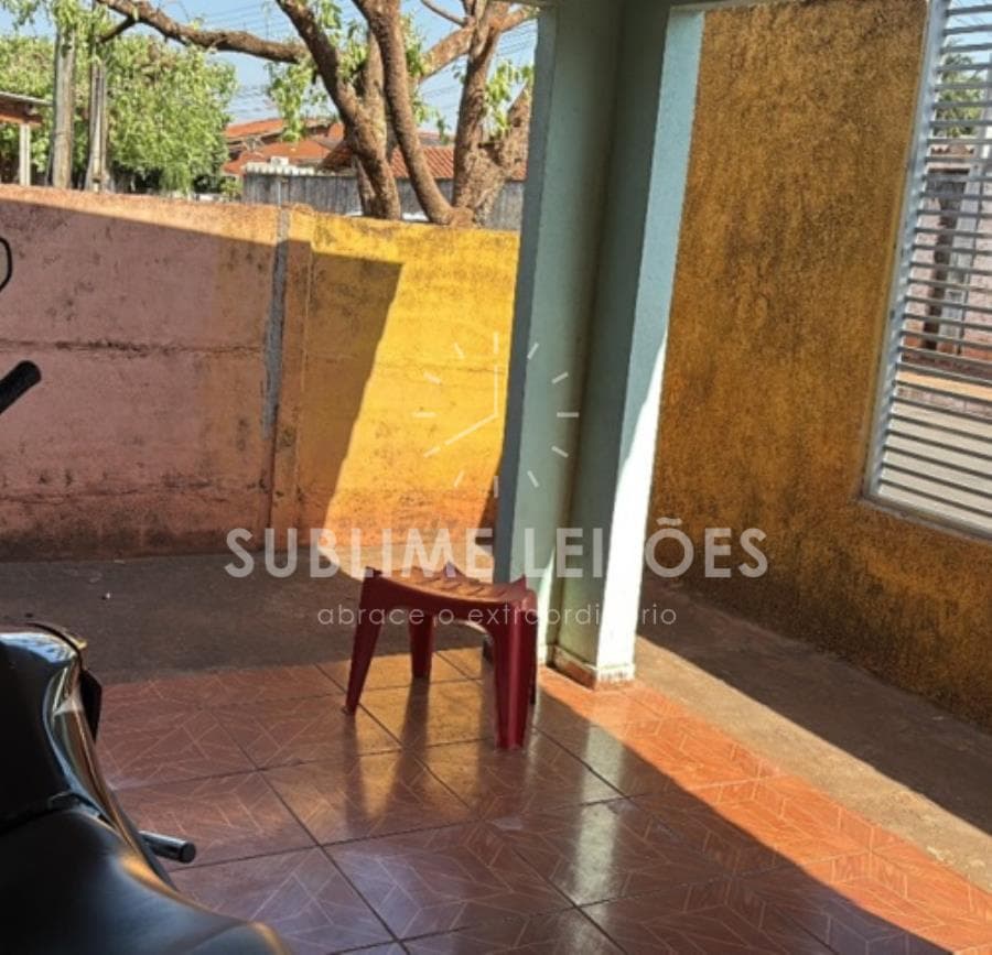 Foto 4 de 10: Casa em leilão em Santa Rita D'oeste - SP — Terreno de 493m² | Constr. de 130m² Casa em Santa Rita D’ Oeste