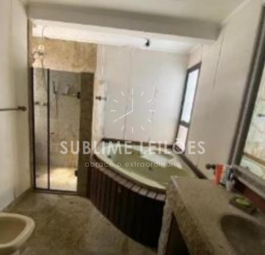 Foto 8 de 21: Apartamento em leilão em Guarujá - SP, bairro Jardim Astúrias — 4 dormitórios | 251m² útil Apartamento no Guarujá