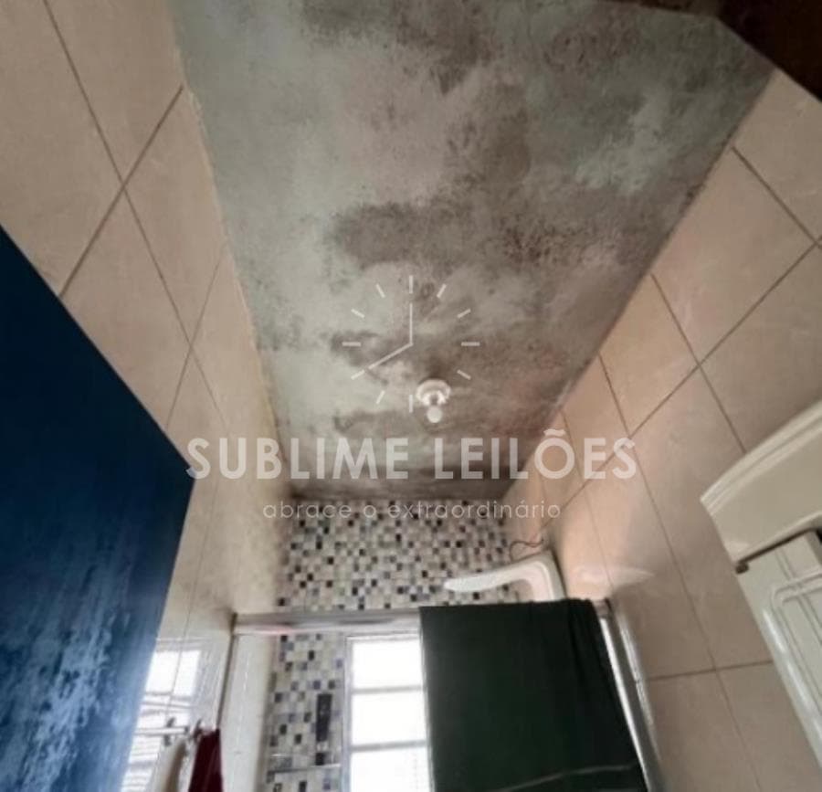 Foto 12 de 28: Casa em leilão em Suzano - SP, bairro Vila Urupês — Terreno de 300m² | Constr. de 373m² 5 Casas em Suzano