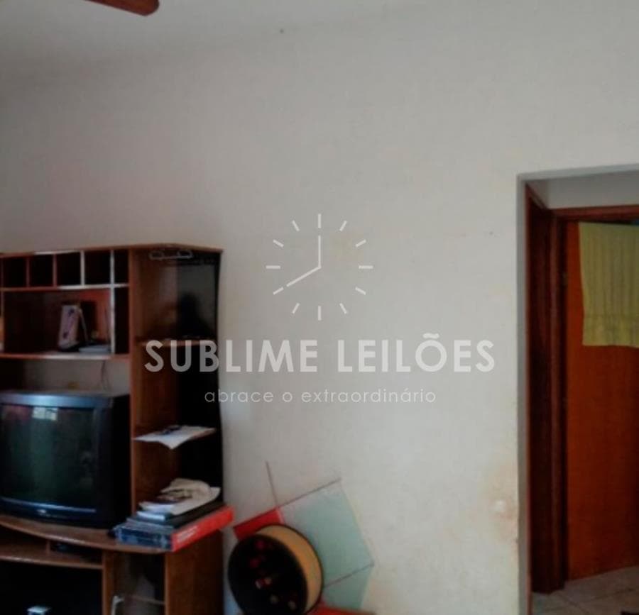 Foto 5 de 13: Terreno em leilão em São José Do Rio Preto - SP — Terreno de 200m² | Constr. de 104m² Casa em São José do Rio Preto