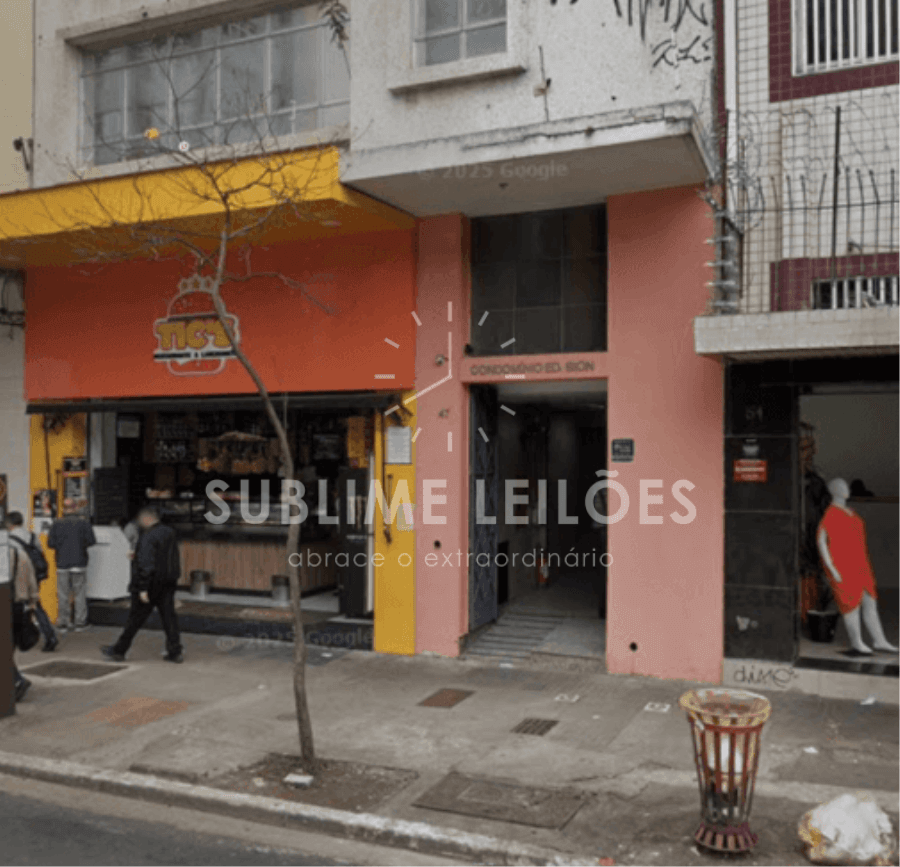 Foto 5 de 12: Comercial em leilão em São Paulo - SP — 118m² útil | Benfeitorias Conjunto comercial na Liberdade