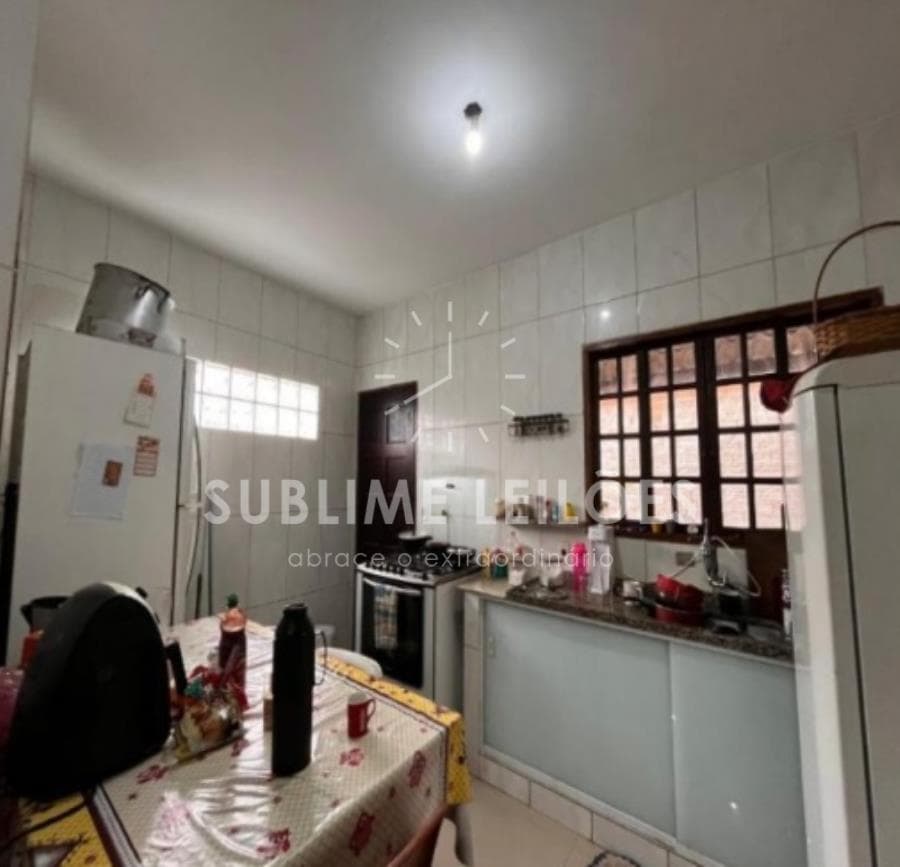 Foto 8 de 28: Casa em leilão em Suzano - SP, bairro Vila Urupês — Terreno de 300m² | Constr. de 373m² 5 Casas em Suzano