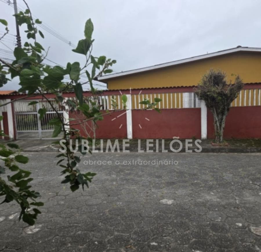 Foto 5 de 7: Casa em leilão em Itanhaém - SP, bairro Suarão — Terreno de 60m² | Constr. de 53m² Casa em Itanhaém - Cond. fechado