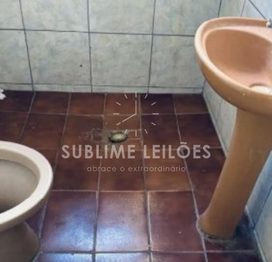 Foto 8 de 18: Casa em leilão em Votuporanga - SP, bairro São João — Terreno de 140m² | Constr. de 115m² Casa em Votuporanga