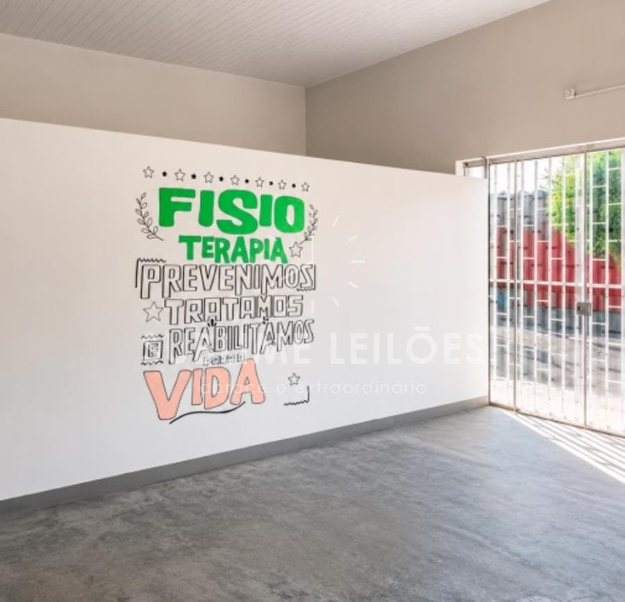Foto 2 de 31: Comercial em leilão em Brasilândia - MS, bairro Centro — Terreno de 660m² | Constr. de 660m² Prédio comercial em Brasilândia - MS
