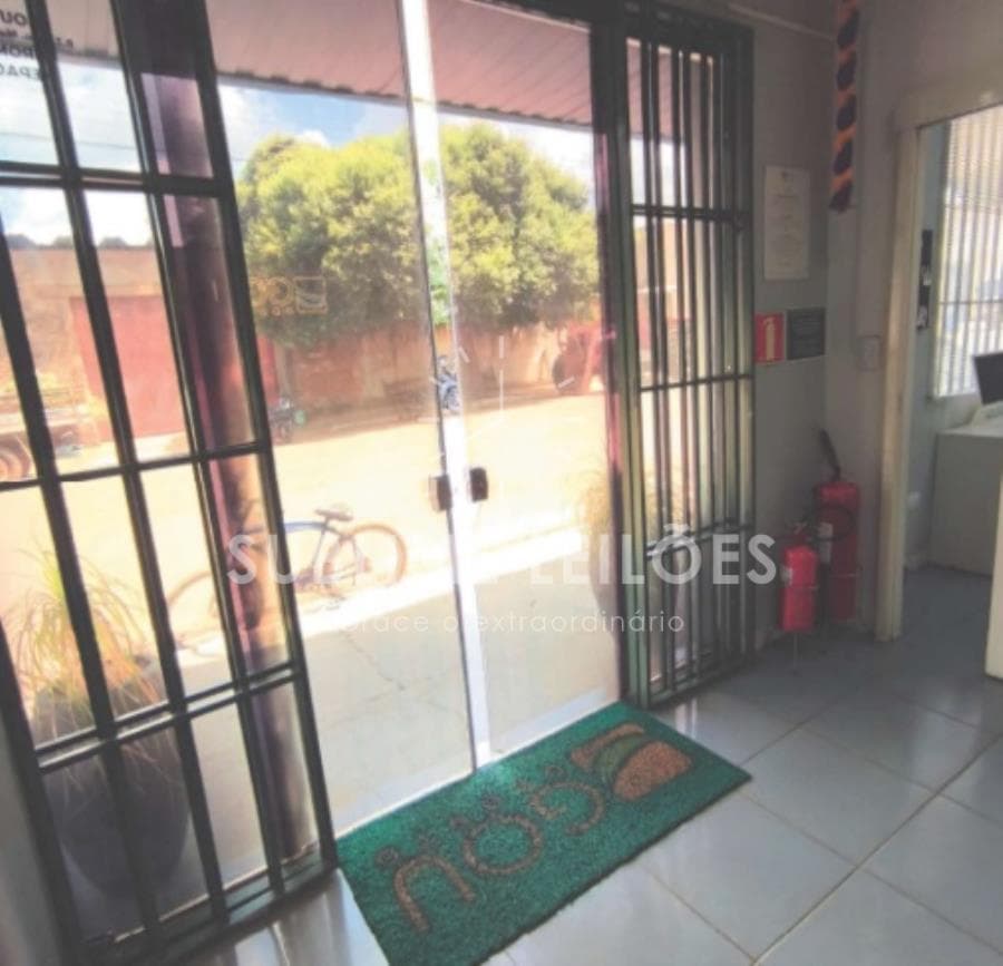 Foto 15 de 31: Comercial em leilão em Brasilândia - MS, bairro Centro — Terreno de 660m² | Constr. de 660m² Prédio comercial em Brasilândia - MS