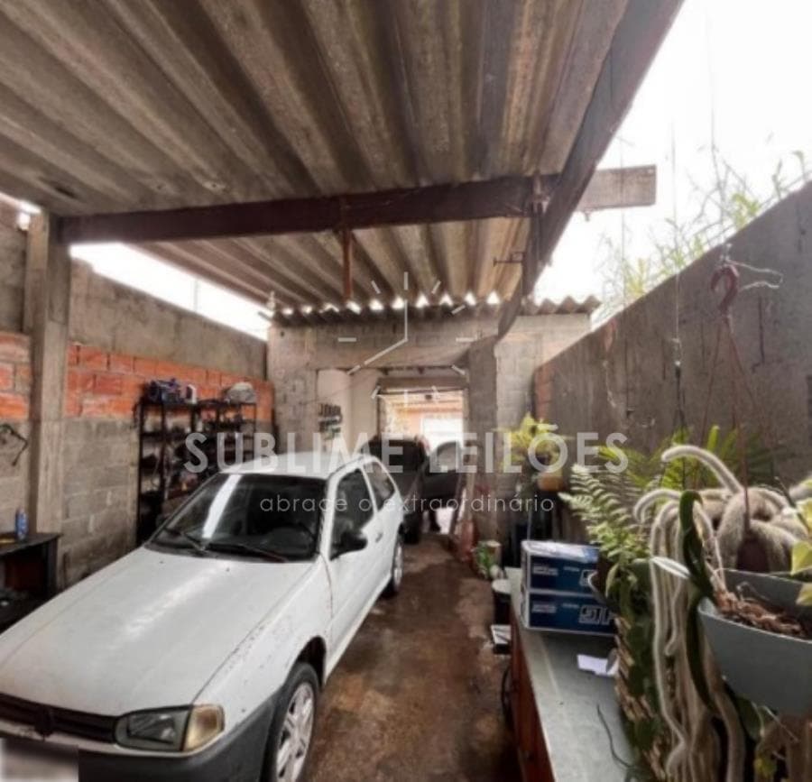 Foto 2 de 28: Casa em leilão em Suzano - SP, bairro Vila Urupês — Terreno de 300m² | Constr. de 373m² 5 Casas em Suzano