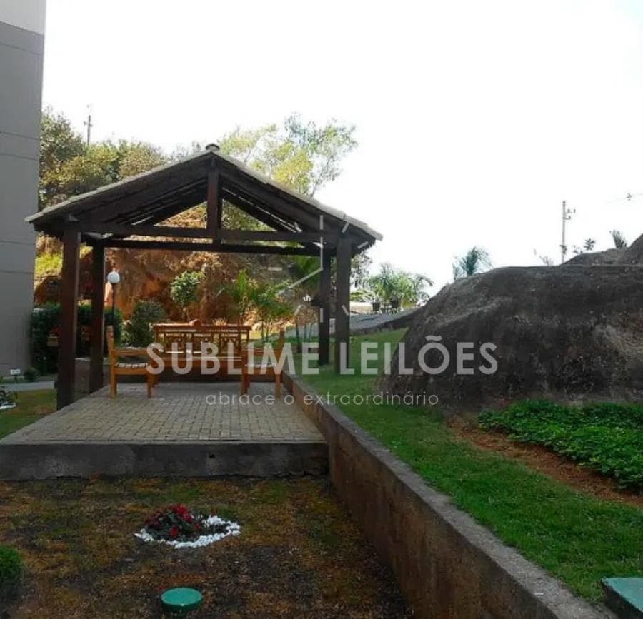 Foto 3 de 8: Apartamento em leilão em Carapicuíba - SP — 3 dormitórios | 2 vagas | 97m² útil Apartamento em Carapicuíba