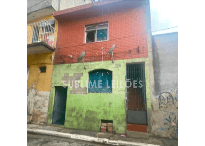 Terreno em leilão em São Paulo - SP — Terreno de 79m² | Constr. de 137m² Sobrado na Sé